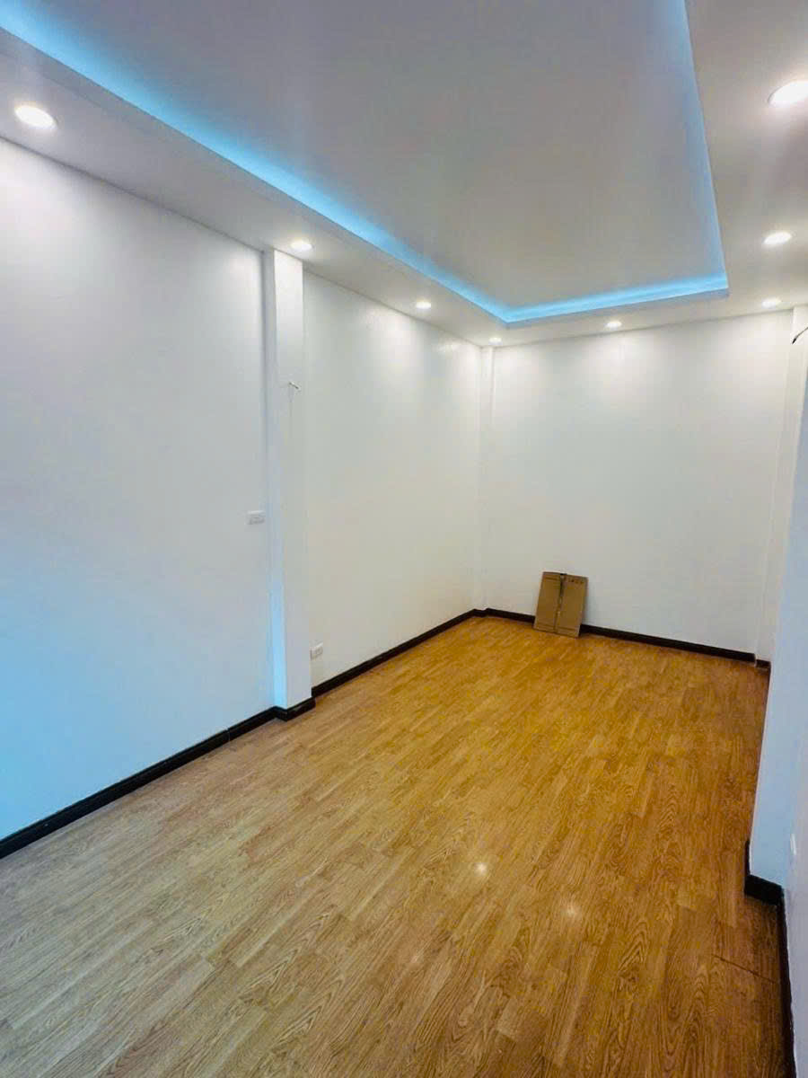 Cho thuê nhà Ngõ Hoà Bình 4 Minh Khai 5 tầng x30m2, 3PN, 12.5 Triệu - Ảnh 3